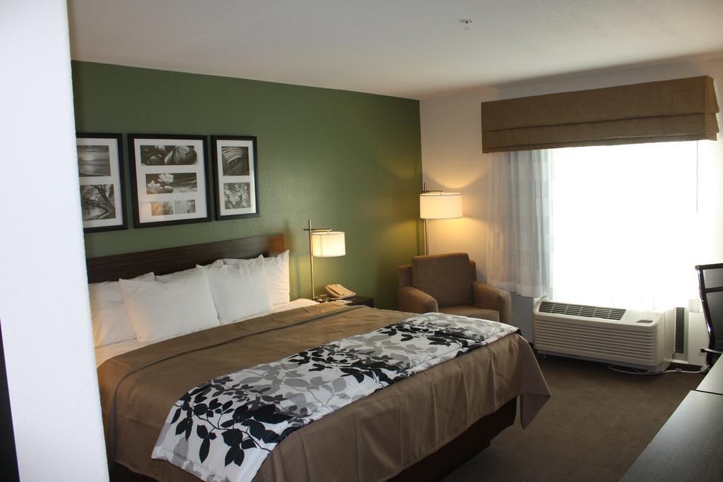 Sleep Inn & Suites Garden City Δωμάτιο φωτογραφία