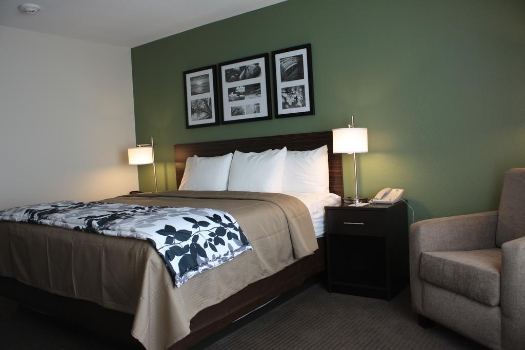 Sleep Inn & Suites Garden City Δωμάτιο φωτογραφία